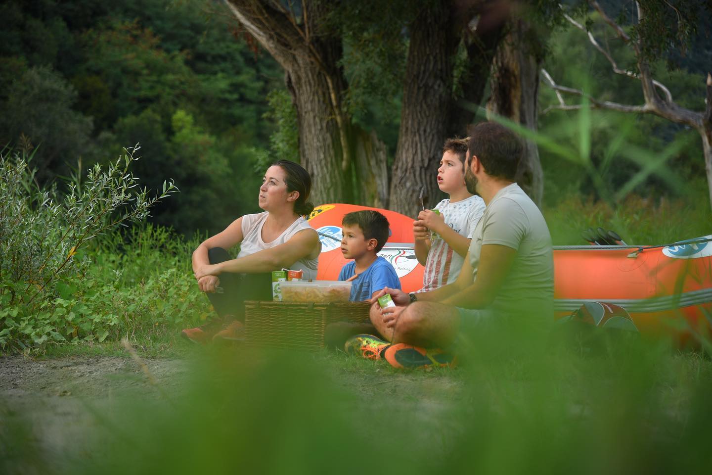 Bike, PicNic e Rafting al tramonto, call it magic Info@VisitValdadige.com 
 Segu...