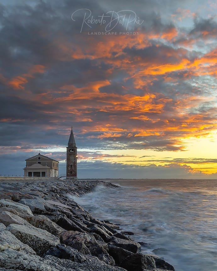 La Chiesa della Madonna dell’Angelo, l’edificio religioso più antico di Caorle, ...