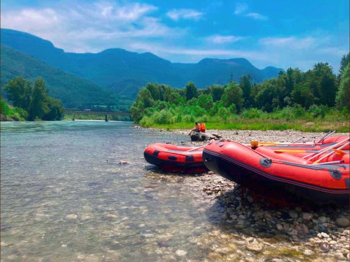  Visitvaldadige.com RAFTING, KAJAK und Outdoor-Aktivitäten.  Ein paar Kilometer von Verona entfernt ...
