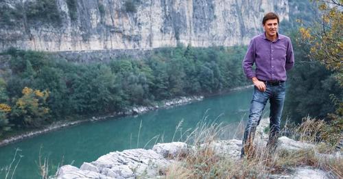 ALBINO ARMANI: COSA SIGNIFICA ESSERE VERAMENTE SOSTENIBILI? - WineStop&Go